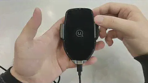 USAMS US CD72 Automatic Wireless Charging Car Holder black